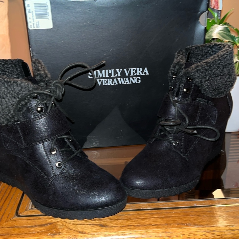 Vera wang short boots,